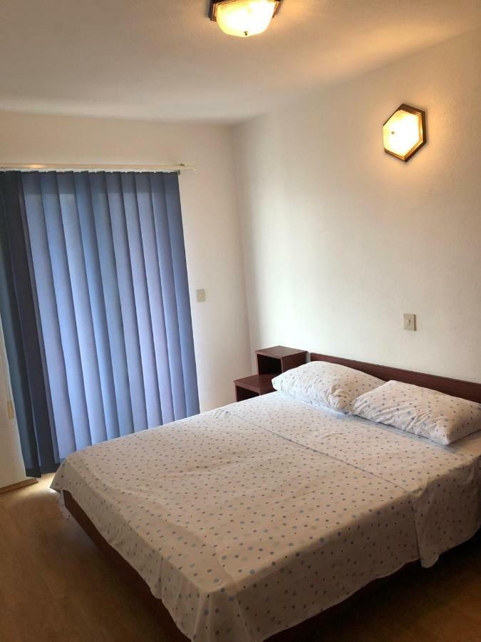 Apartments With Private Parking Baska Voda Luaran gambar