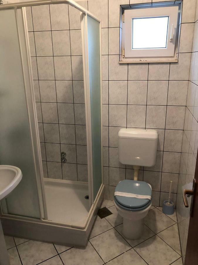 Apartments With Private Parking Baska Voda Luaran gambar