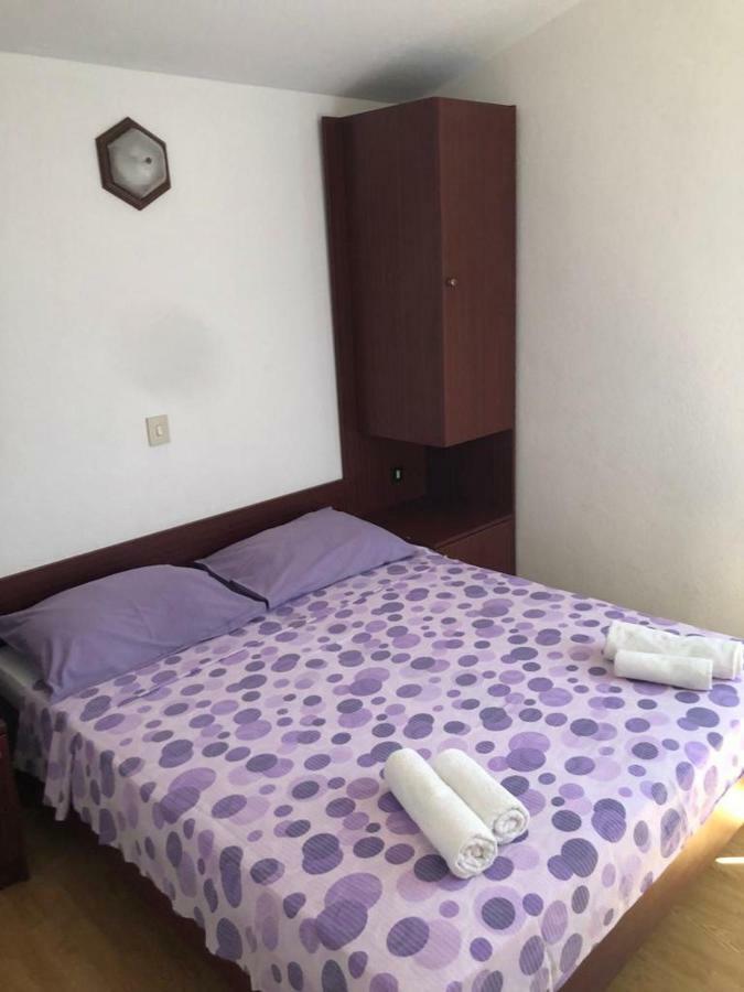 Apartments With Private Parking Baska Voda Luaran gambar