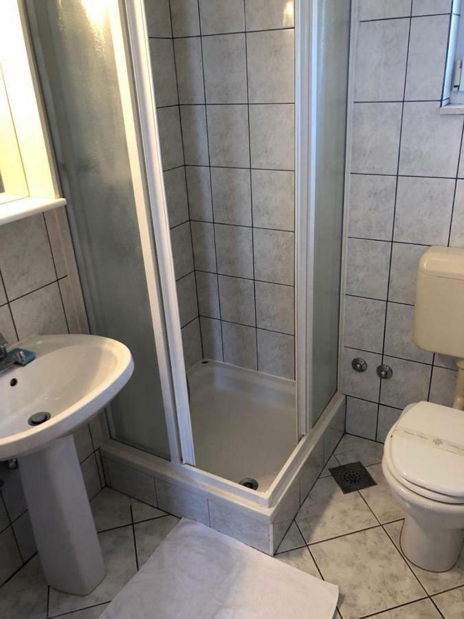 Apartments With Private Parking Baska Voda Luaran gambar