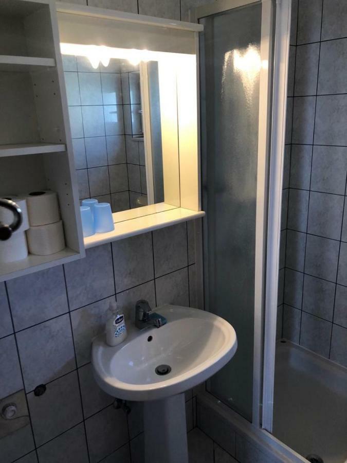 Apartments With Private Parking Baska Voda Luaran gambar